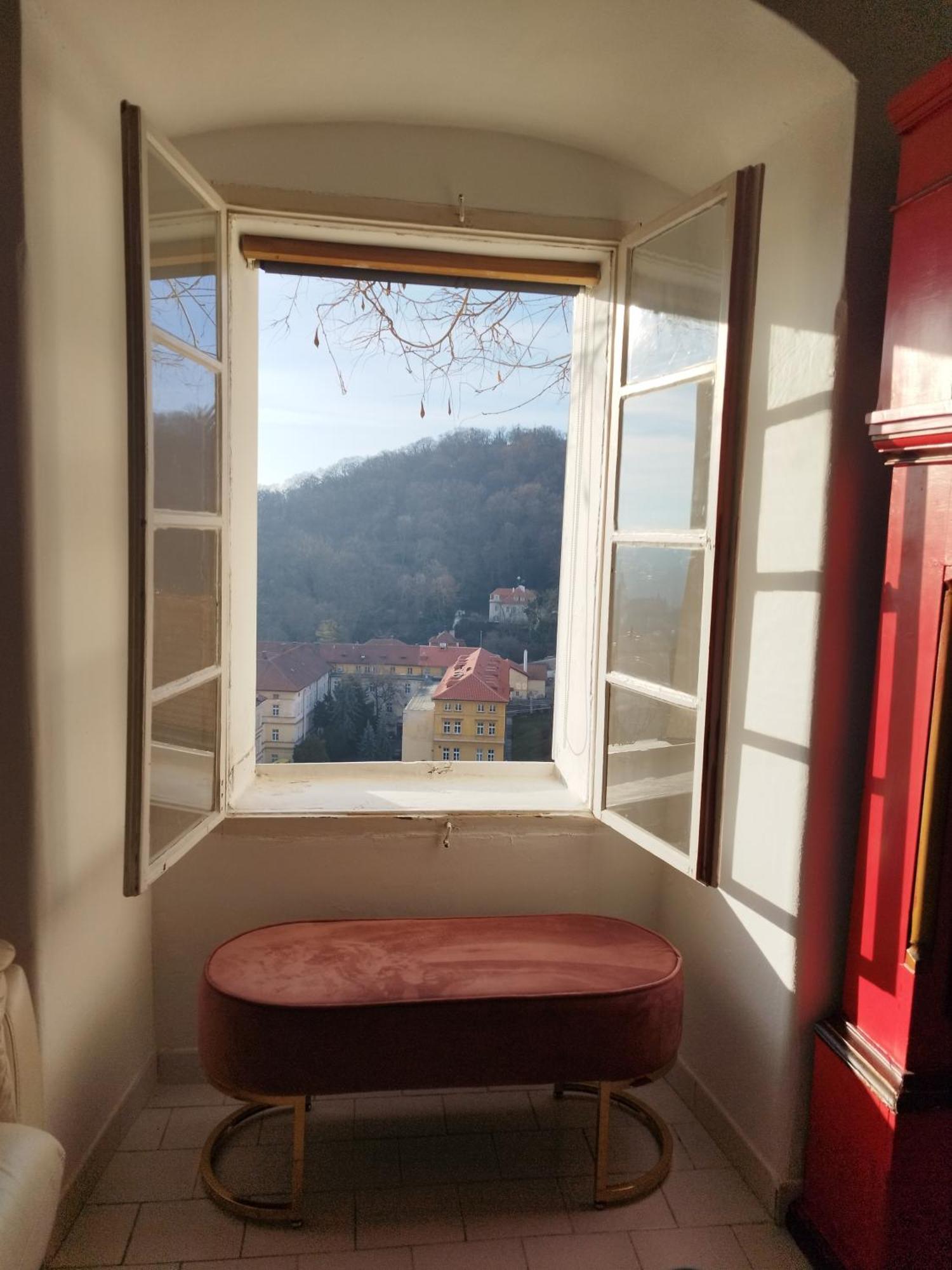 Apartment Hradcany 7 *